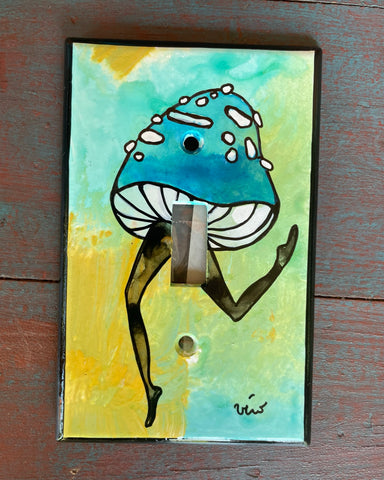 Single light switch plate - Dancing Fungi