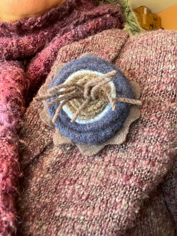 Flower lapel pin