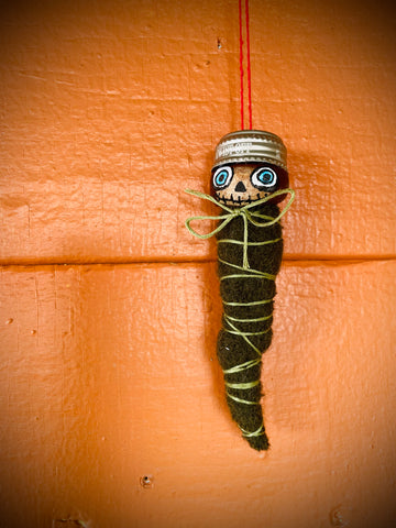 Sir Skullington - chestnut ornament