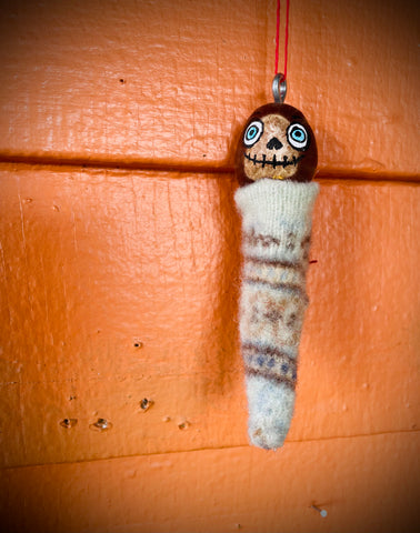 Sir Skullington - chestnut ornament